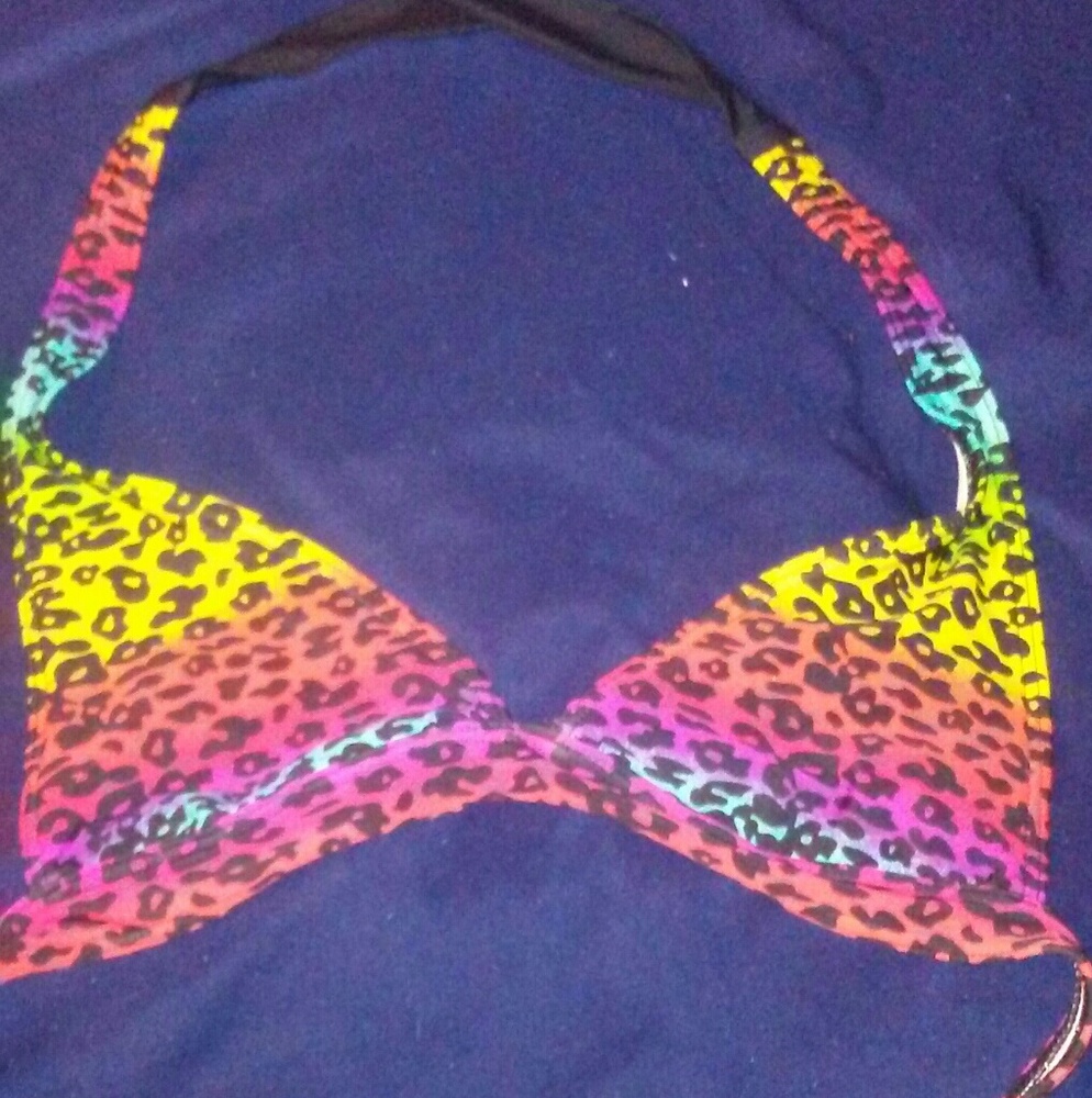 Island world bikini top
